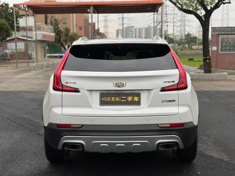 Cadillac XT4