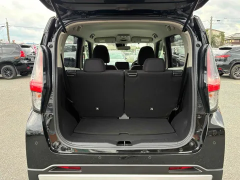 Mitsubishi eK X