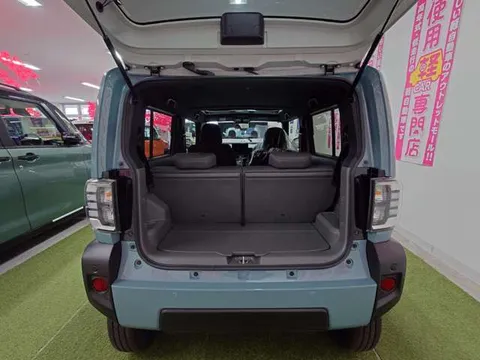 Daihatsu Taft