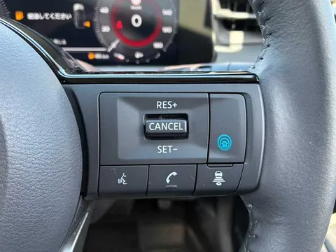 Nissan Note Aura