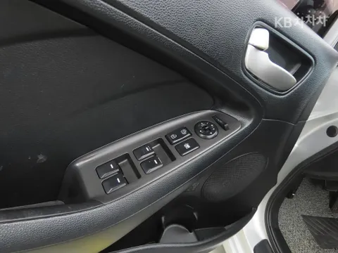 Kia Cerato (K3)