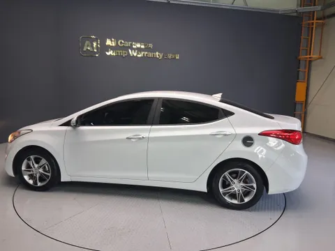 Hyundai Elantra (Avante)