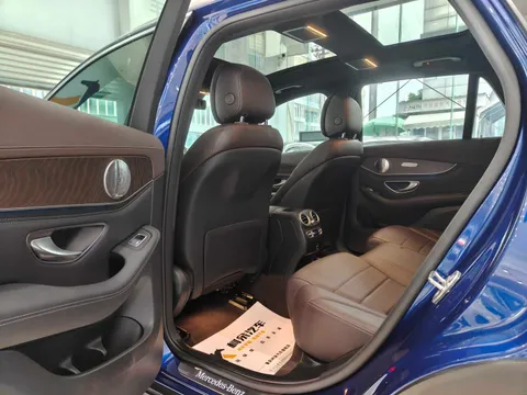 Mercedes-Benz Mercedes-Benz GLC