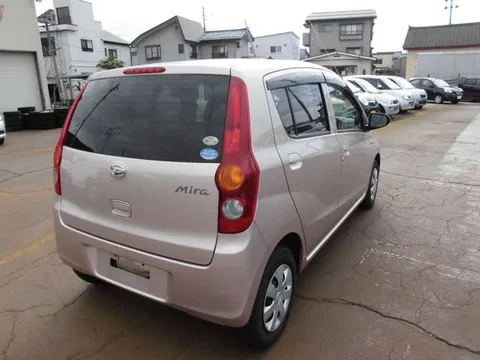 Daihatsu Mira
