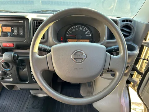 Nissan Clipper