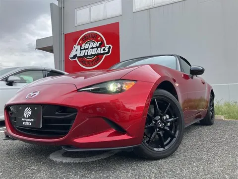 Mazda MX-5 (Roadster)