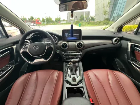 BAIC Senova D50