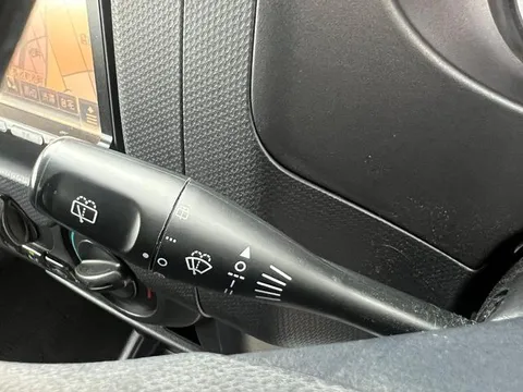 Nissan KIX