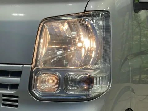 Mitsubishi Minicab Van