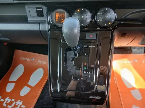 Toyota Corolla Rumion