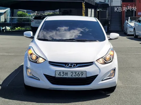 Hyundai Elantra (Avante)