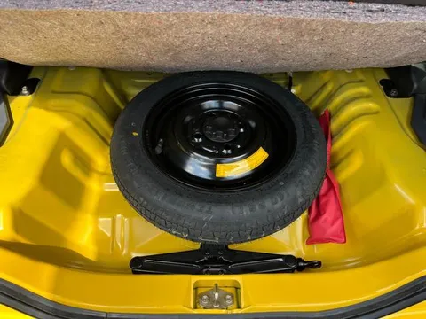 Daihatsu Naked