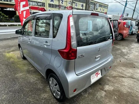 Mitsubishi eK Wagon