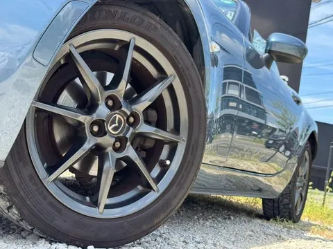 Mazda MX-5 (Roadster)
