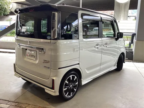 Suzuki Spacia Custom