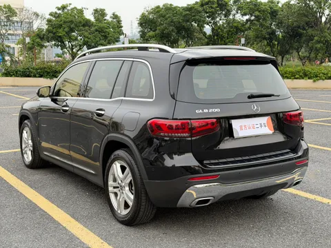 Mercedes-Benz Mercedes-Benz GLB
