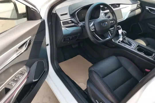Geely Binray