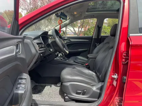 Roewe RX3