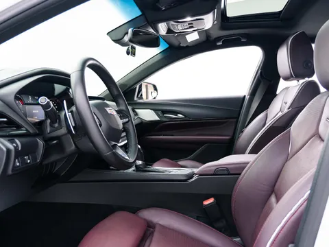 Cadillac CT4