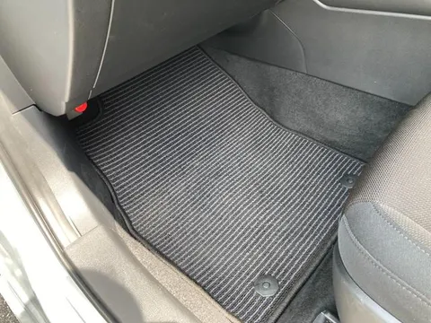 Mazda MAZDA3 Fastback