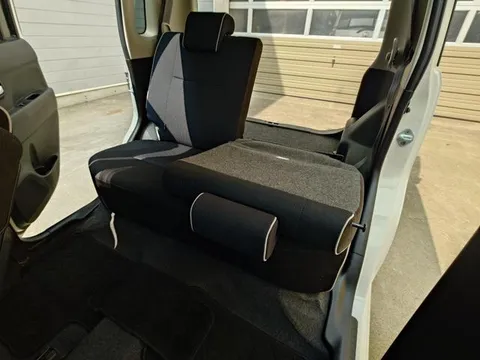 Toyota Pixis Space