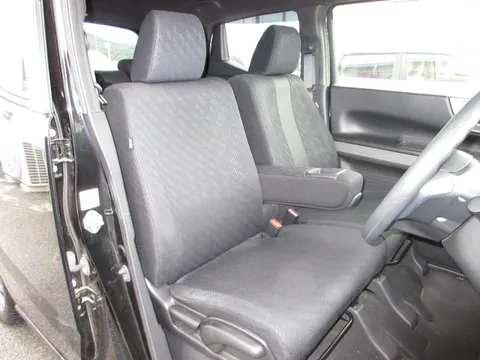 Honda N-BOX Slash