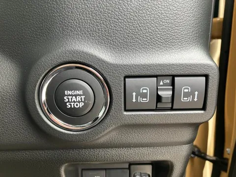 Suzuki Spacia Gear