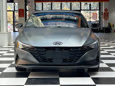 Hyundai Elantra (Avante)