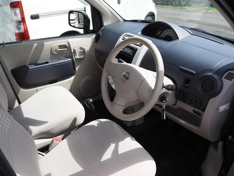 Nissan Otti