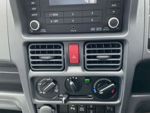 Nissan Clipper Truck