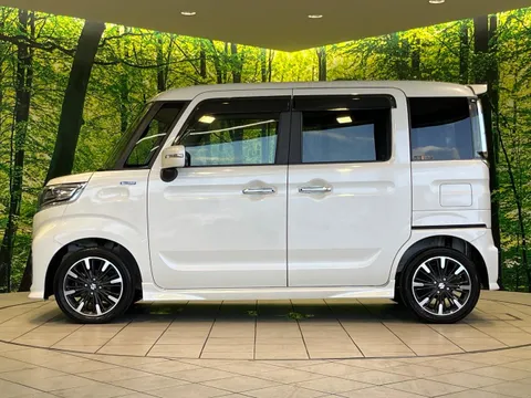 Suzuki Spacia Custom