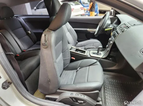 Volvo C30