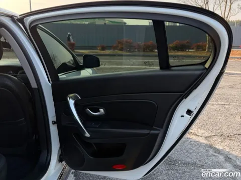 Renault SM5