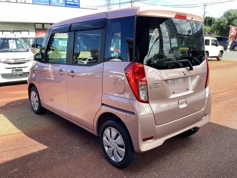 Mitsubishi eK Space