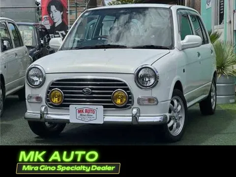 Daihatsu Mira Gino