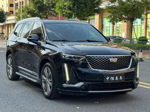 Cadillac XT6