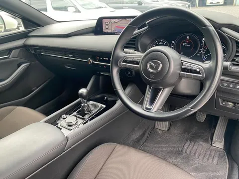 Mazda MAZDA3 Fastback