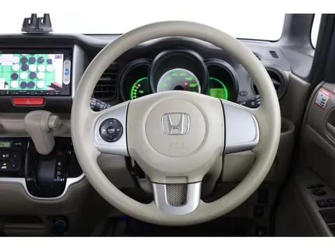 Honda N-BOX Plus