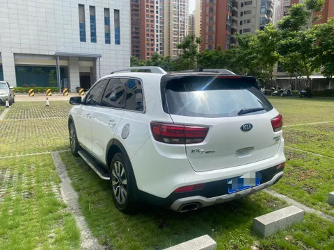 Kia KX7
