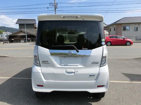 Nissan Dayz Roox