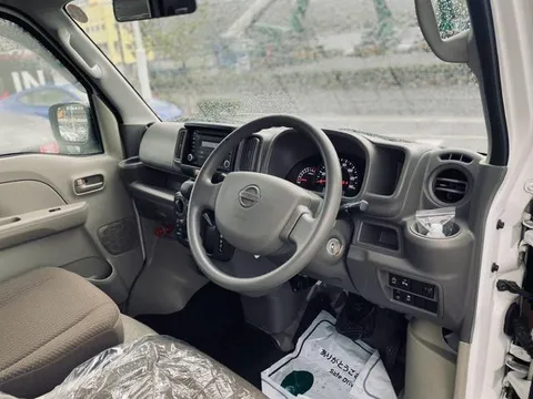 Nissan Clipper
