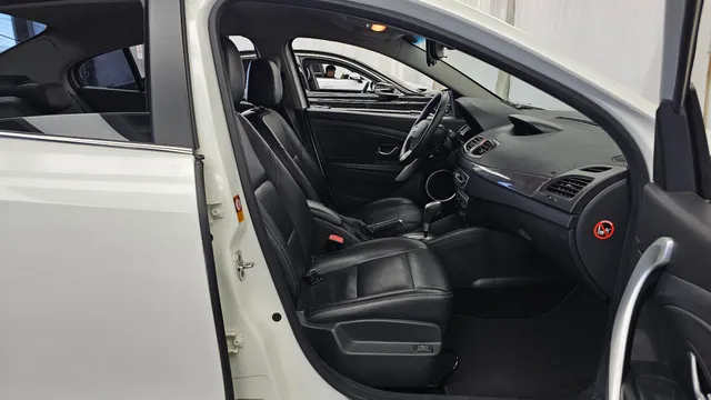 Renault SM3