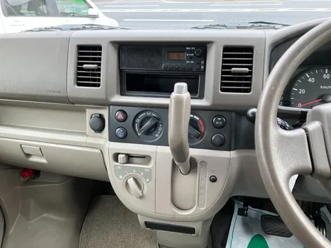 Mitsubishi Minicab Van