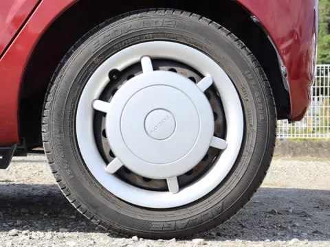 Daihatsu Mira Tocot