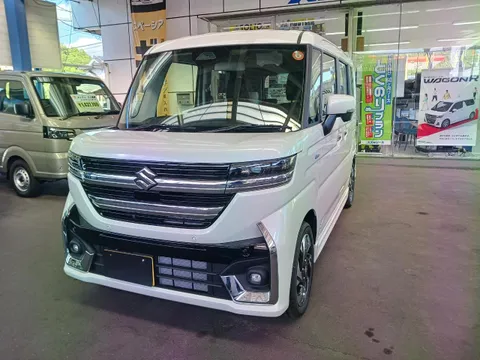 Suzuki Spacia Custom