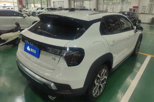 Lynk & Co Lynk & Co 02