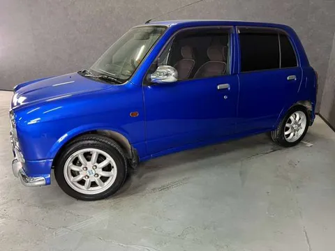 Daihatsu Mira Gino