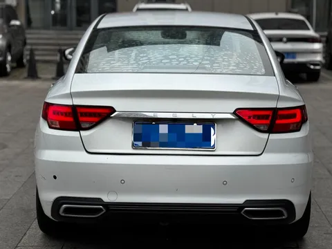 Geely Emgrand GL