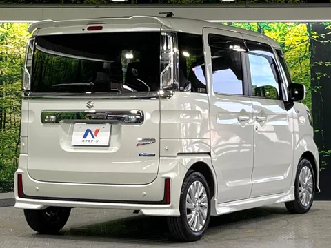 Suzuki Spacia Custom