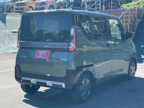 Mitsubishi Delica Mini